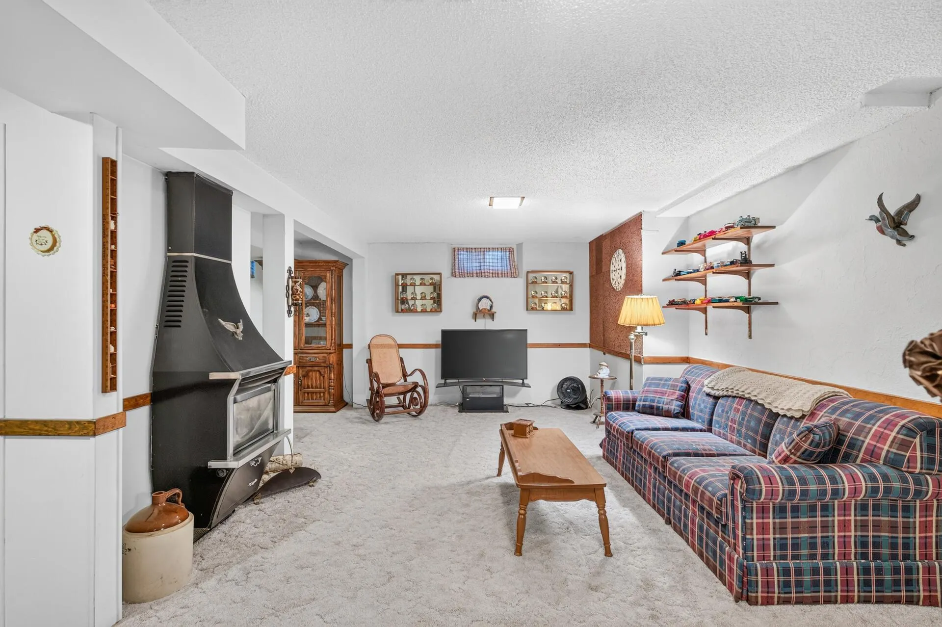 Photo 18 of 6308 James S Avenue
