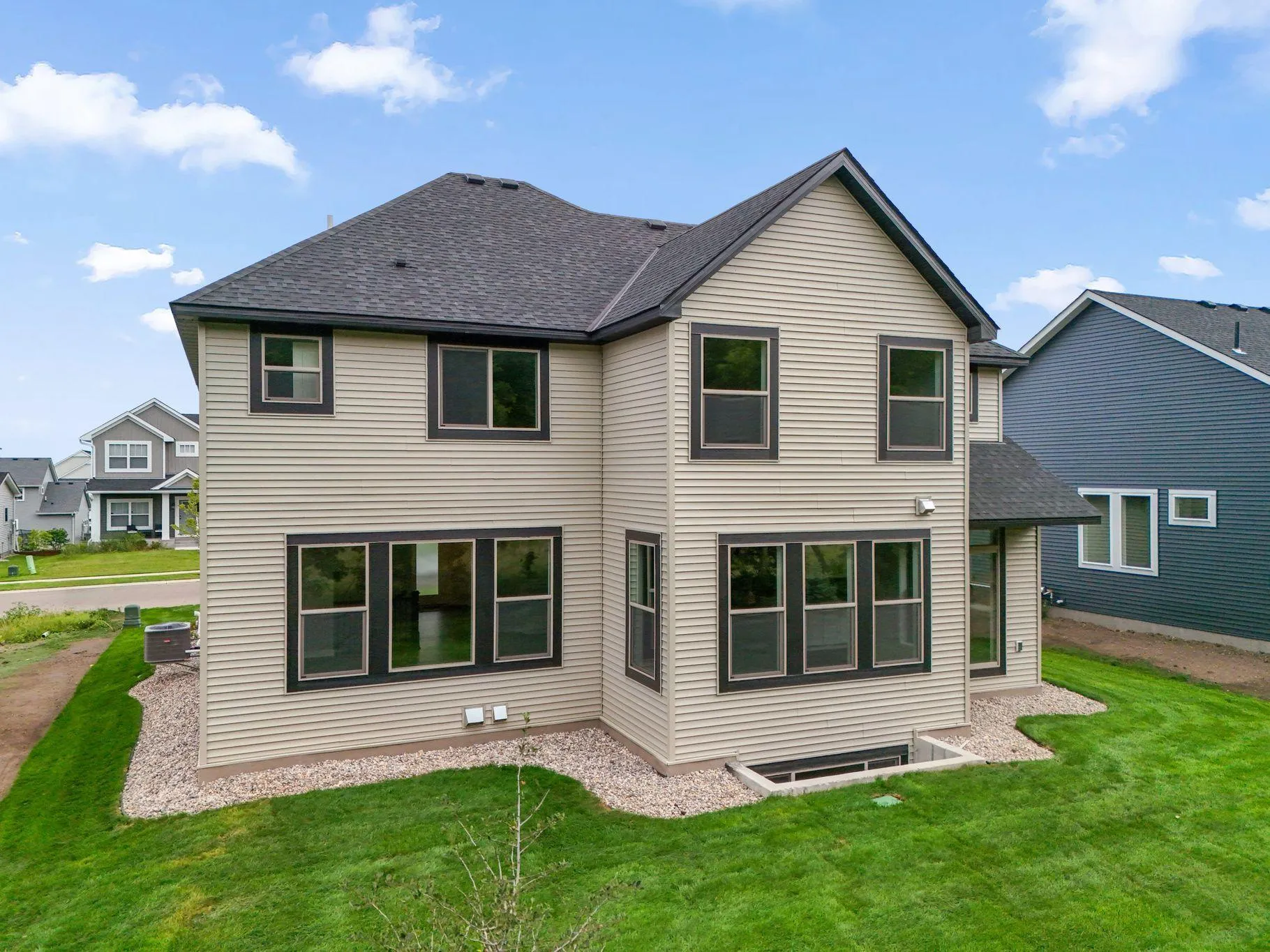 Photo 4 of 7624 22nd E Avenue