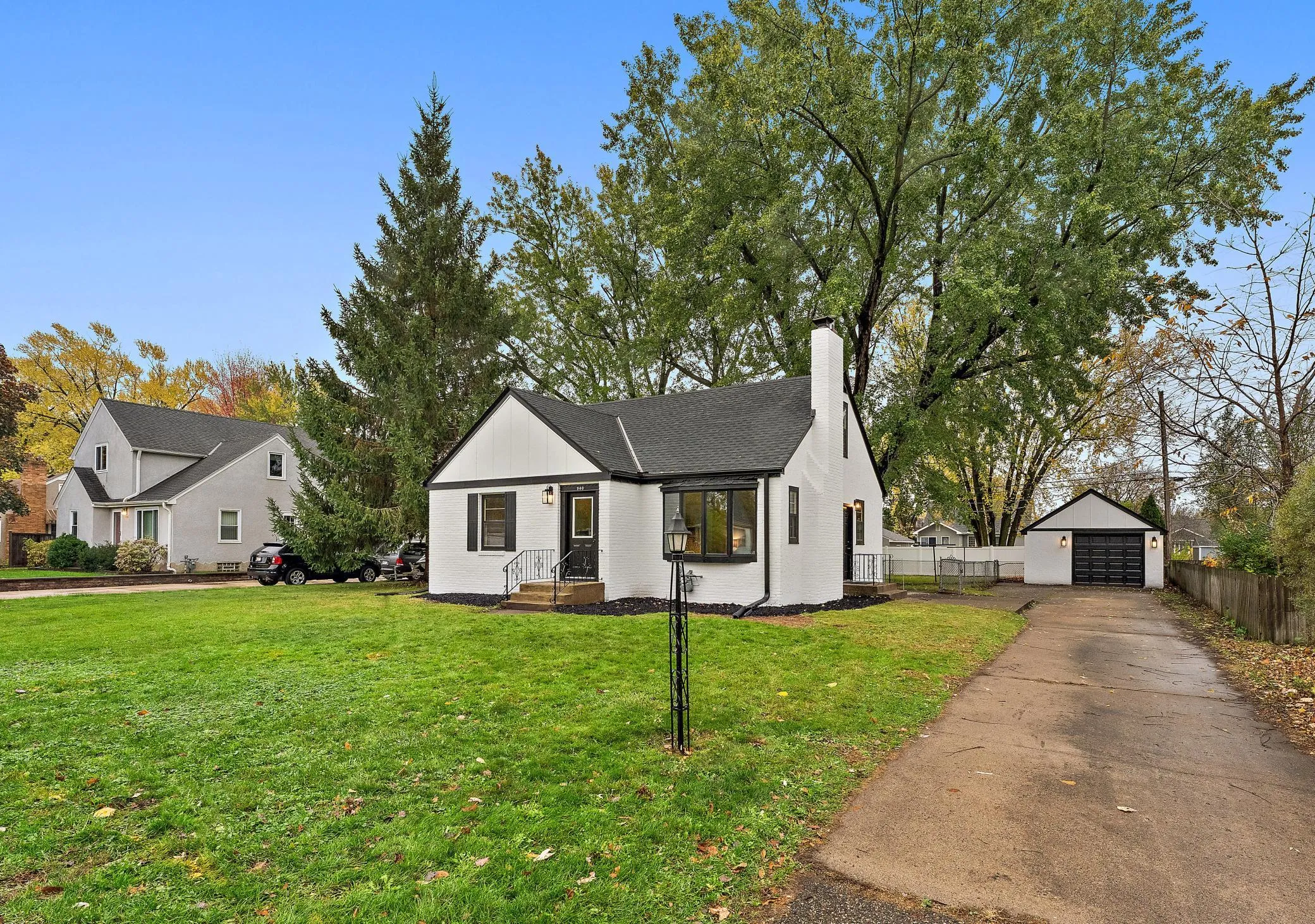 940 Grandview W Avenue