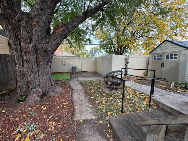 Photo 22 of 3022 Longfellow Avenue