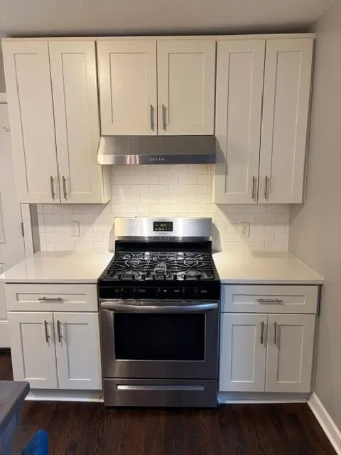 Photo 11 of 3022 Longfellow Avenue