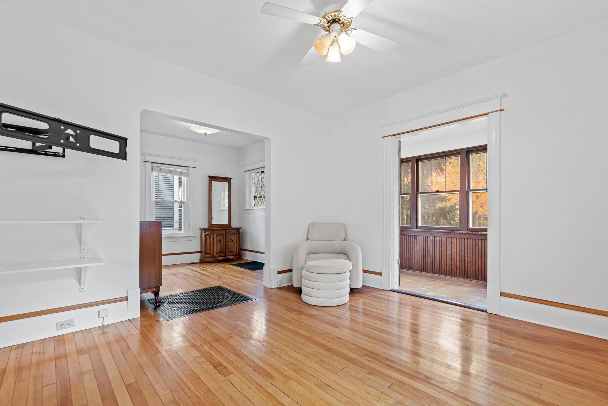 Photo 9 of 4326 Pleasant Avenue