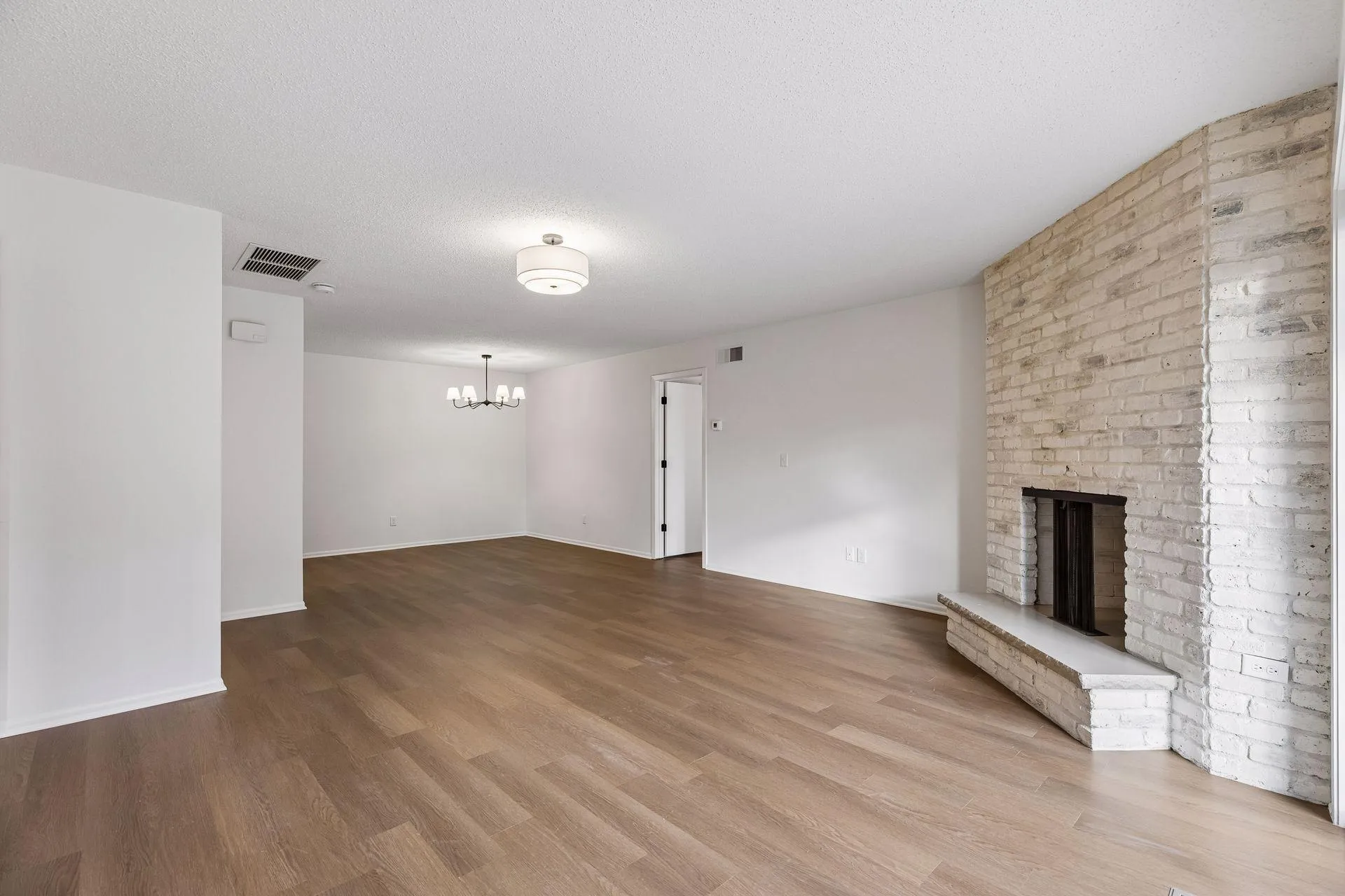 Photo 8 of 3680 Independence S Avenue Unit 30