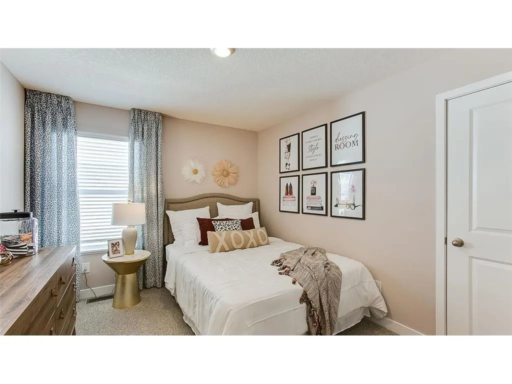 Photo 8 of 8814 Jules S Avenue