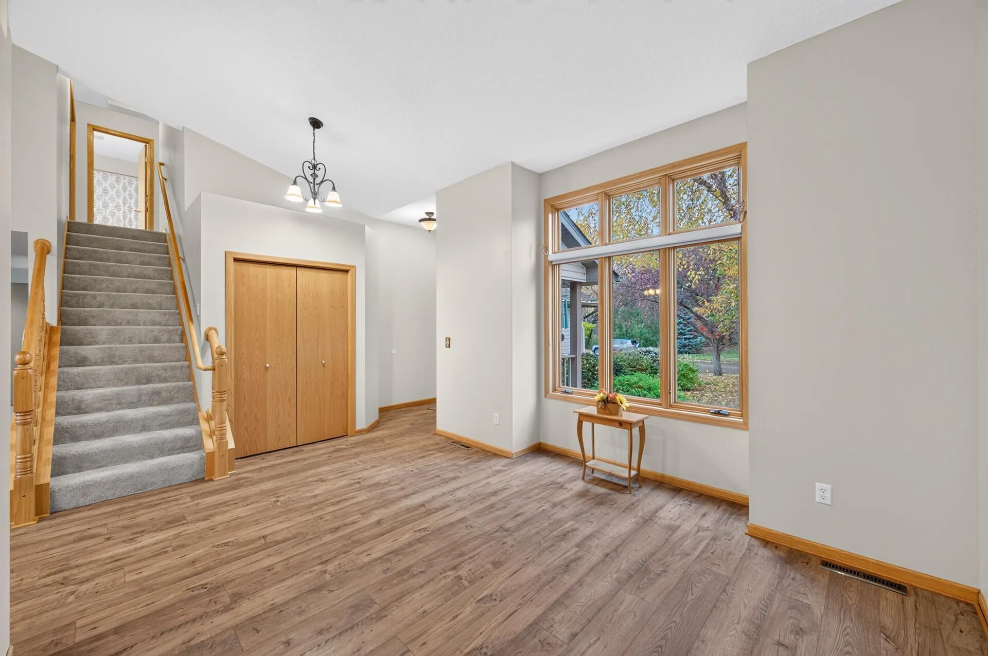 Photo 6 of 13975 Palm Nw Street