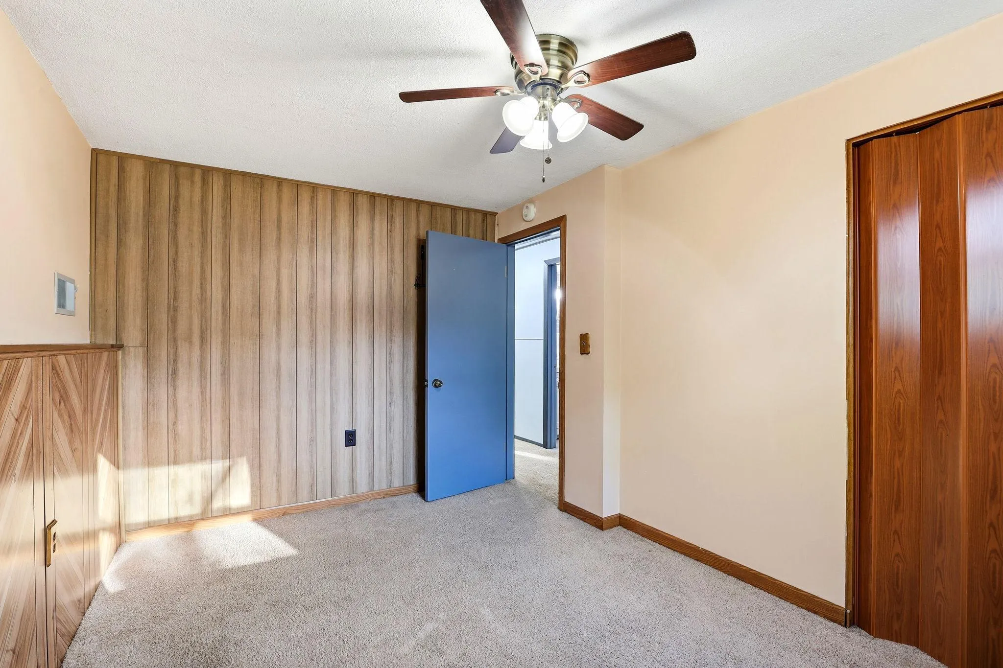 Photo 31 of 10857 Hollywood Nw Boulevard