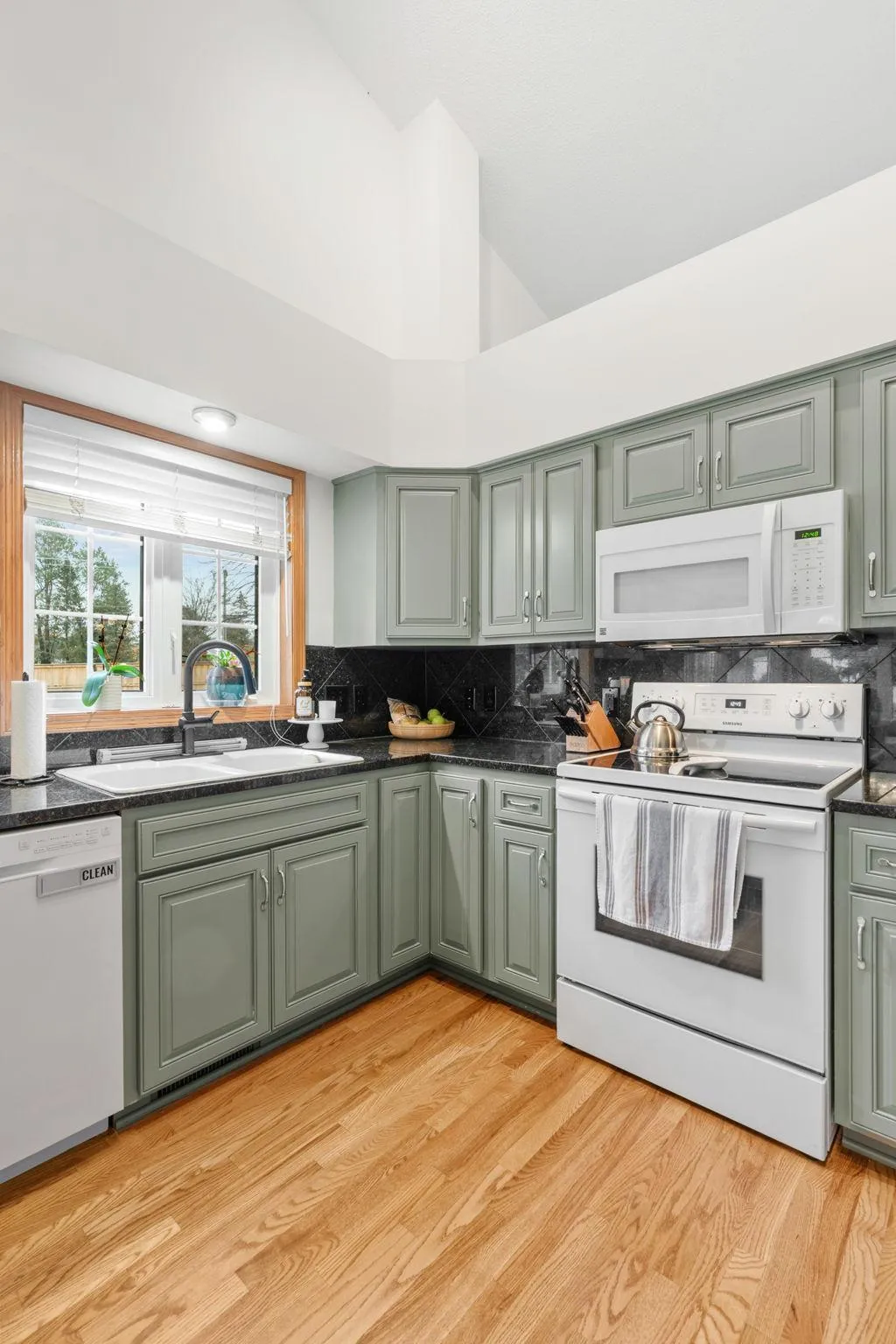 Photo 26 of 17568 Frondell Court