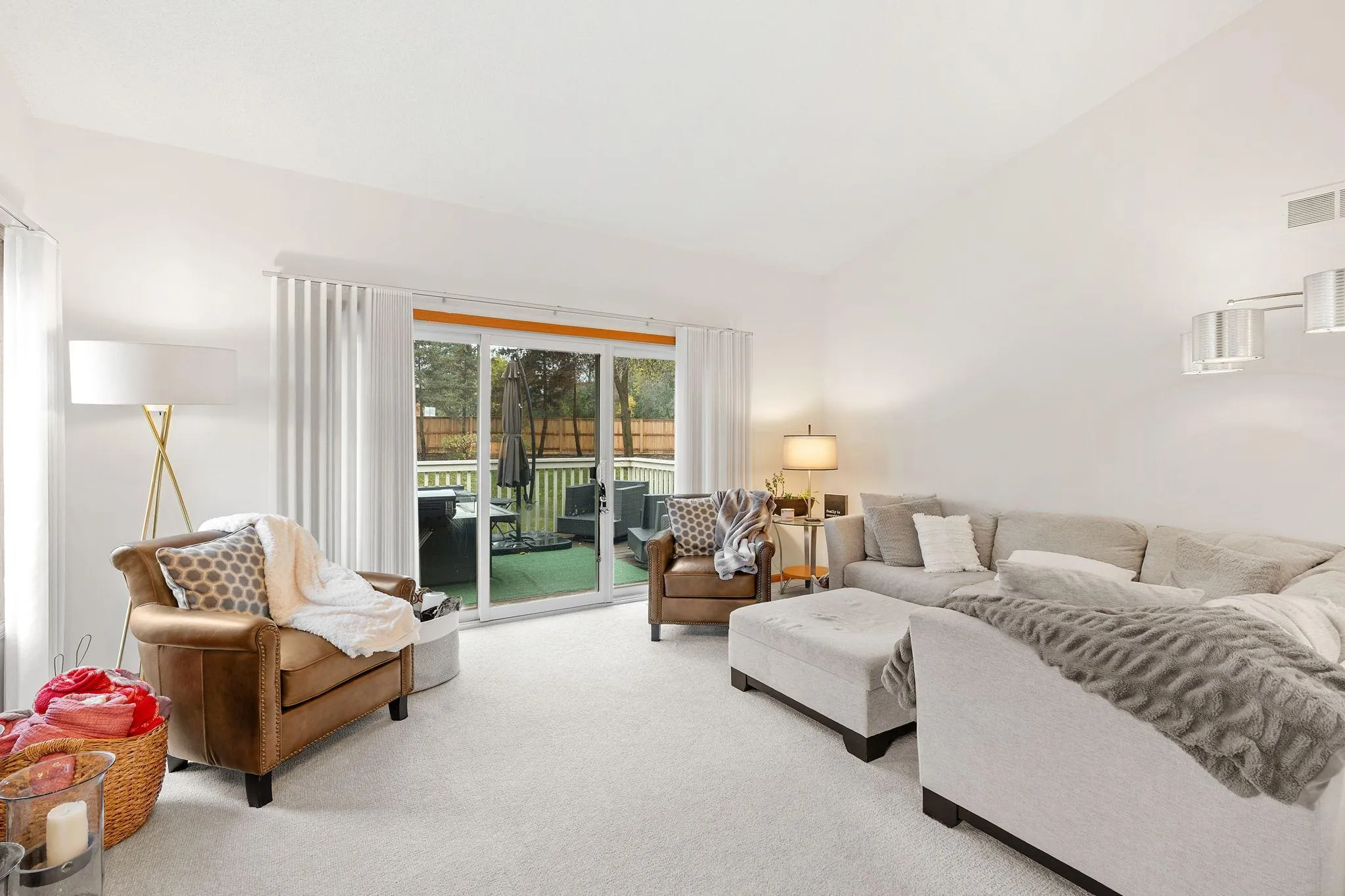 Photo 9 of 17568 Frondell Court