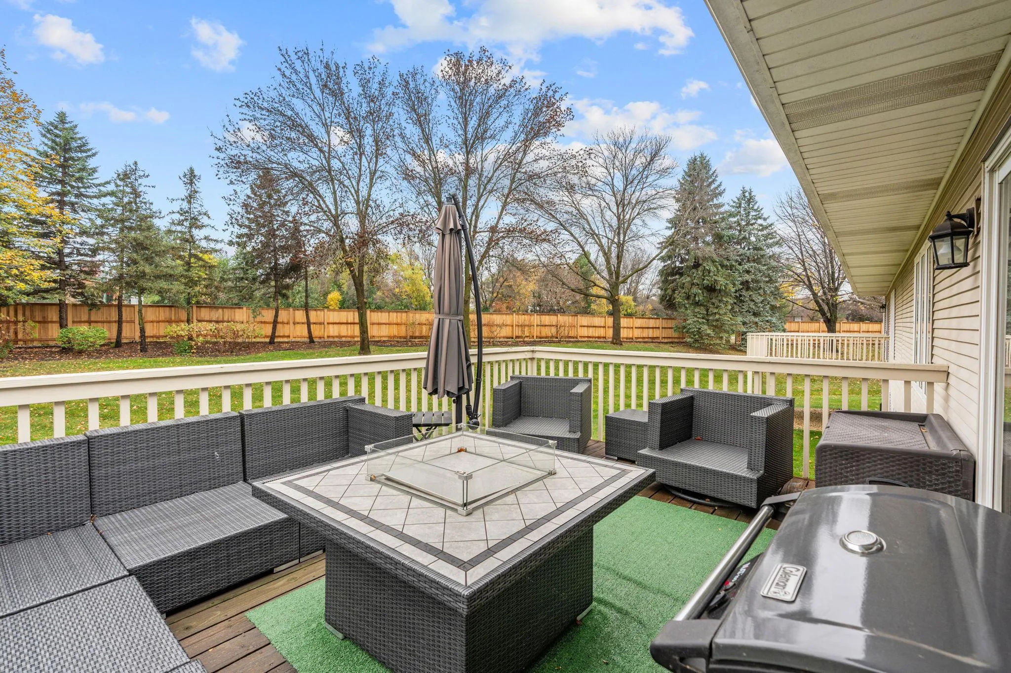 Photo 5 of 17568 Frondell Court