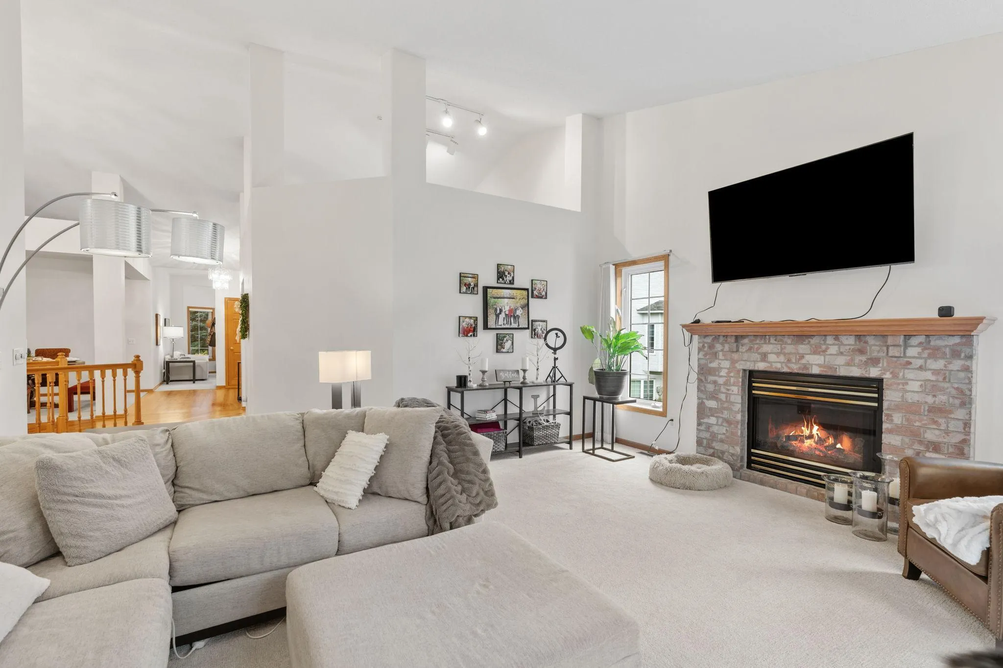 Photo 11 of 17568 Frondell Court
