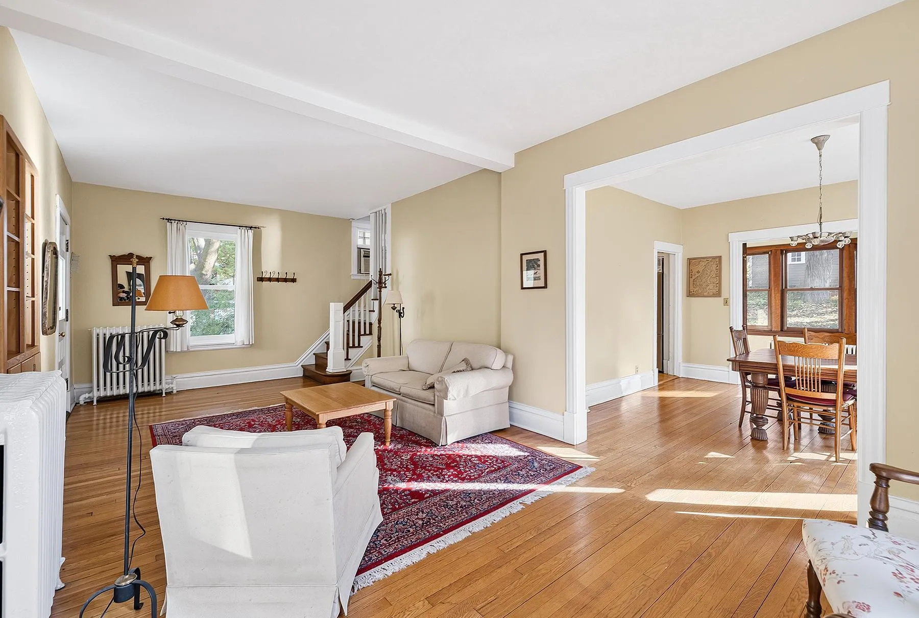 Photo 4 of 1480 Raymond Avenue
