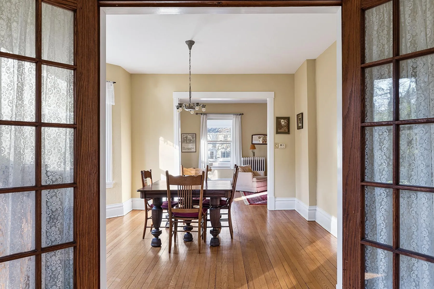 Photo 8 of 1480 Raymond Avenue