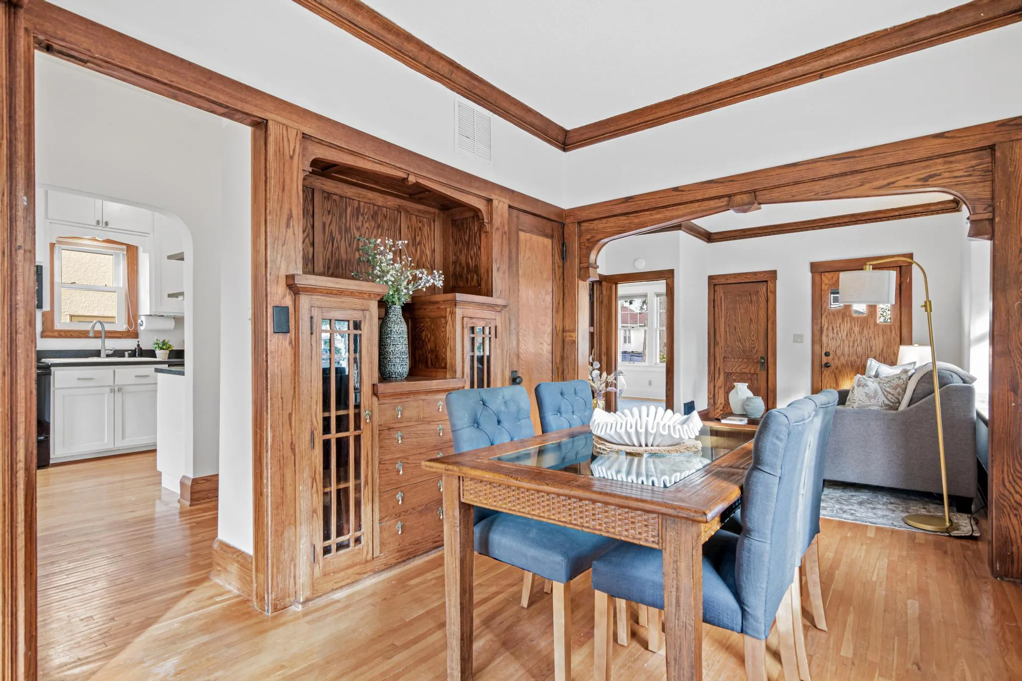 Photo 7 of 1760 Palace Avenue