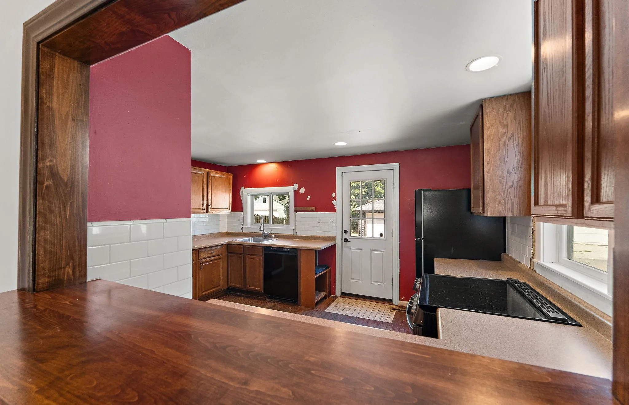 Photo 13 of 1723 Hewitt Avenue