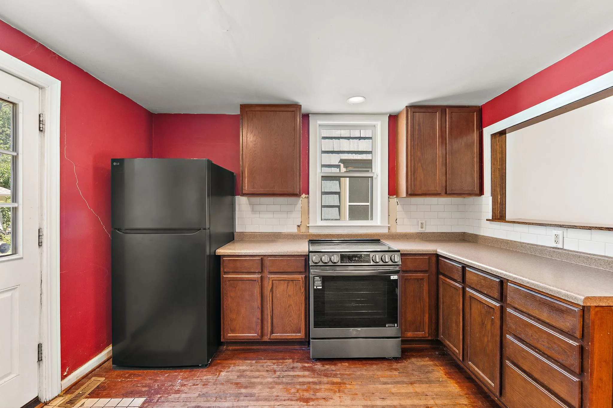 Photo 15 of 1723 Hewitt Avenue