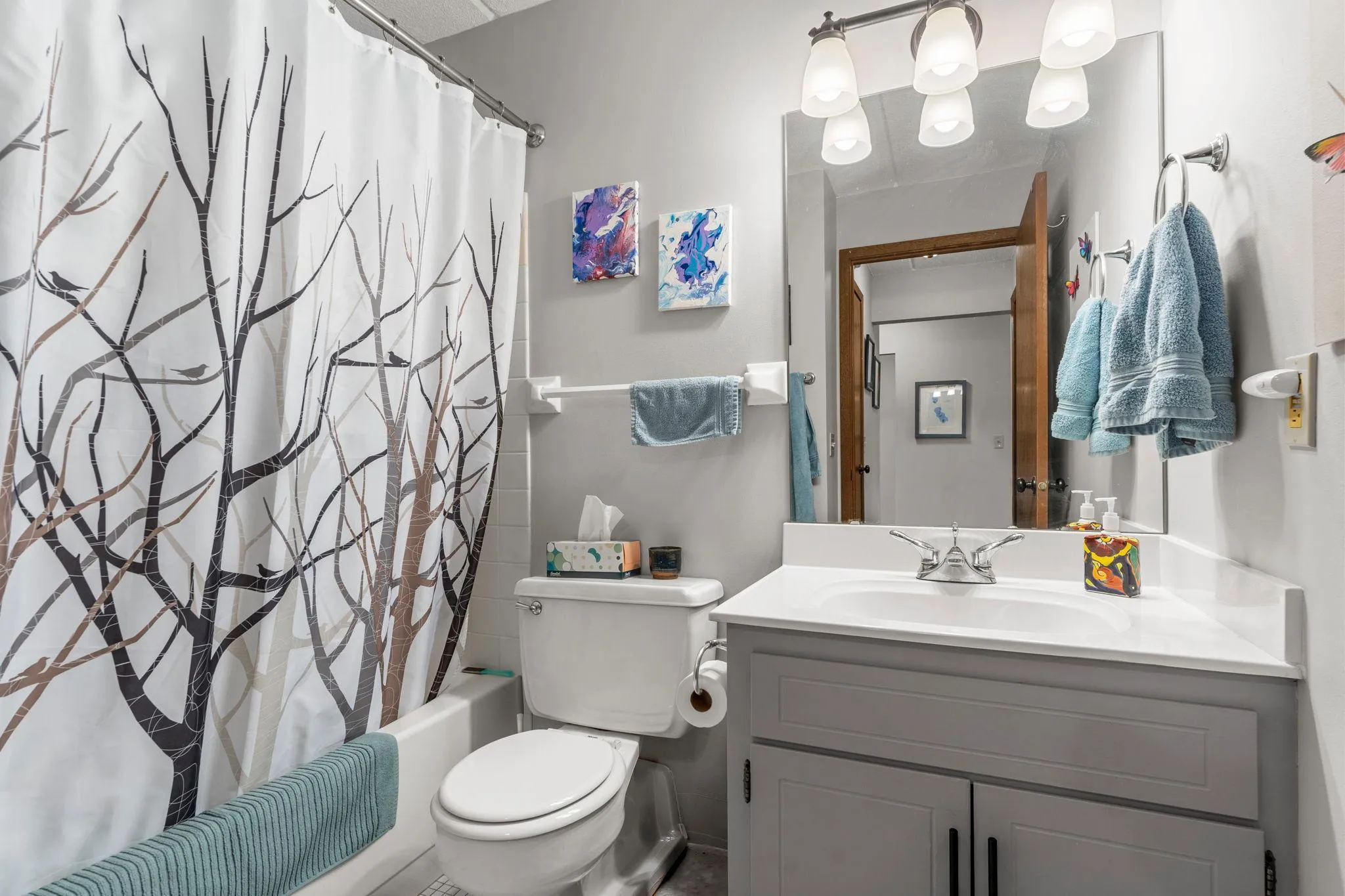 Photo 12 of 4815 28th S Avenue Unit 411