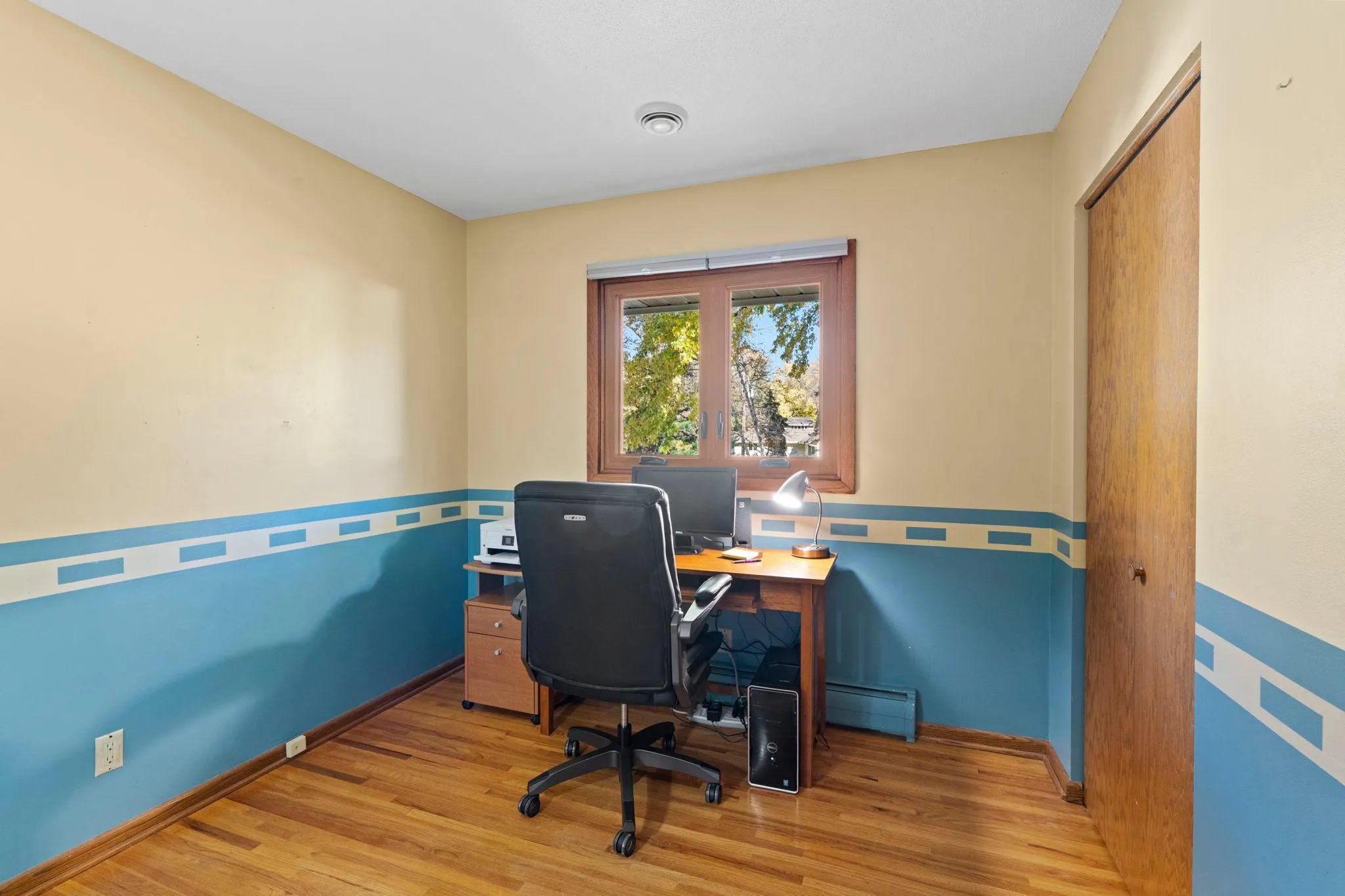 Photo 14 of 2500 Hayes Court