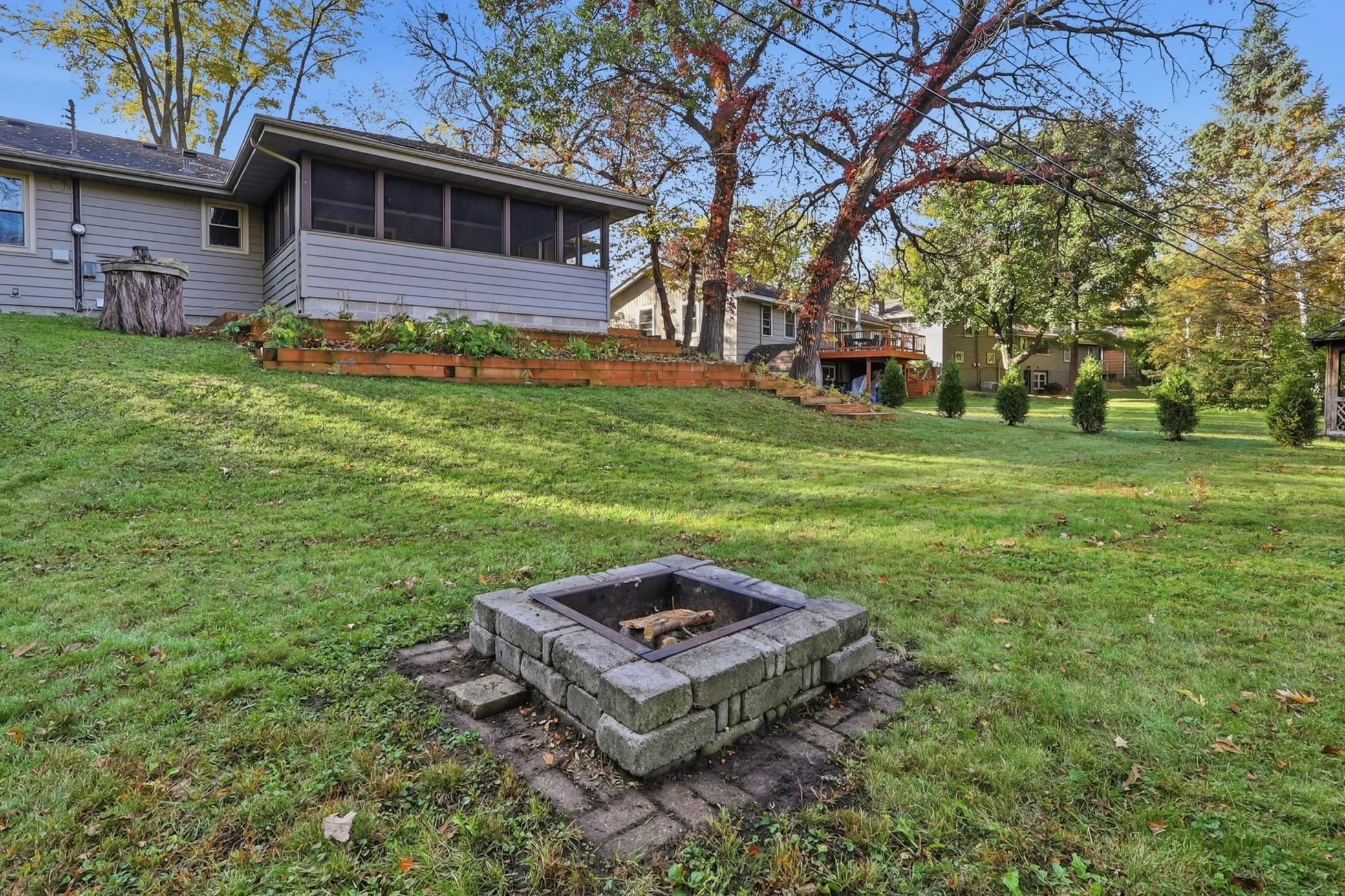 Photo 21 of 4816 W 82nd Street