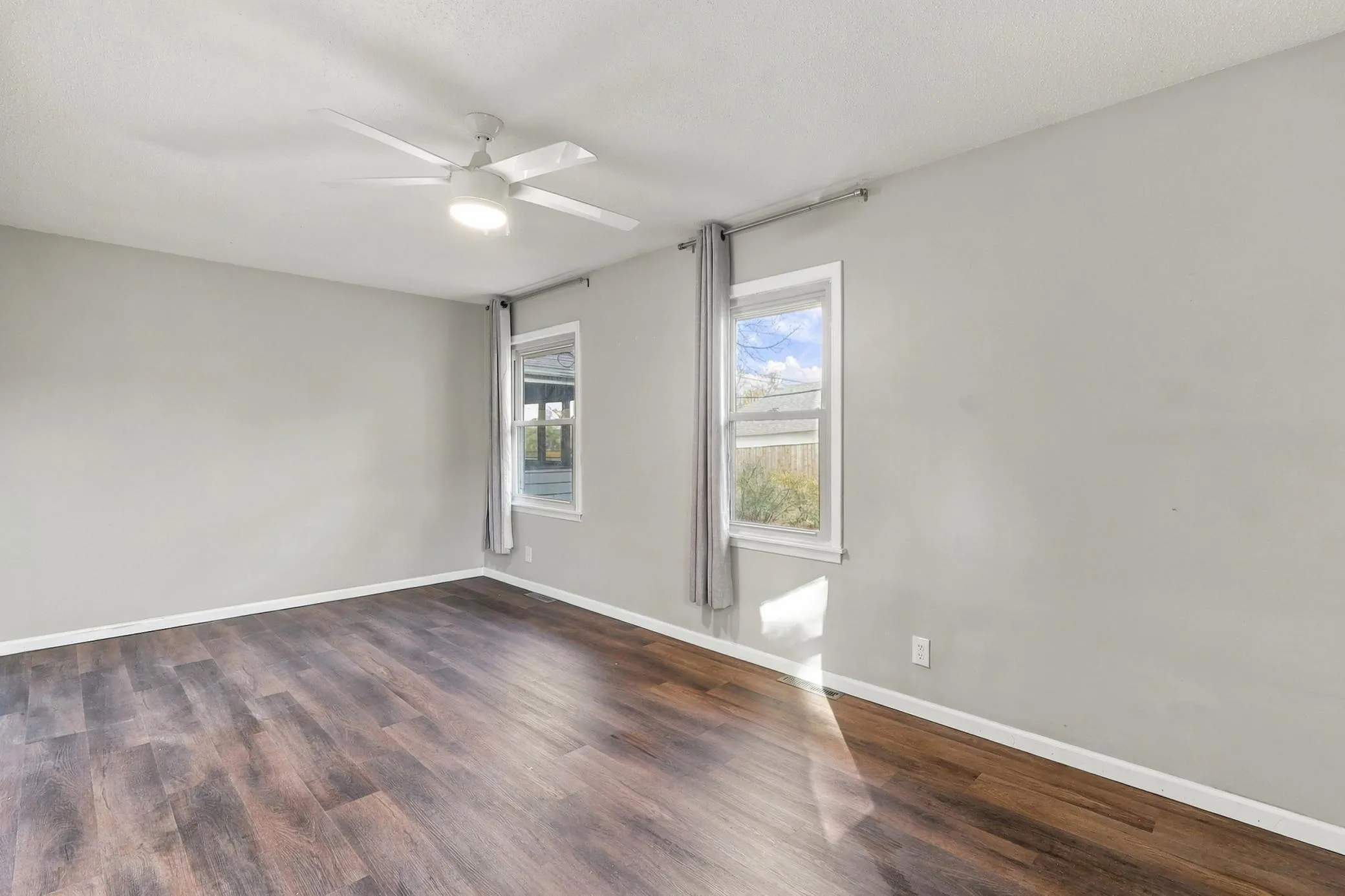 Photo 12 of 4816 W 82nd Street