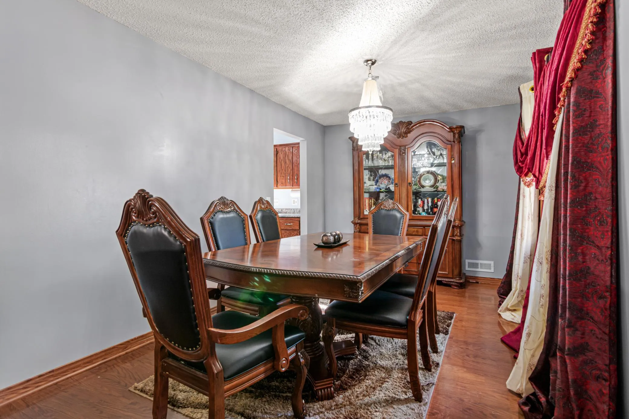 Photo 5 of 3124 80th N Avenue