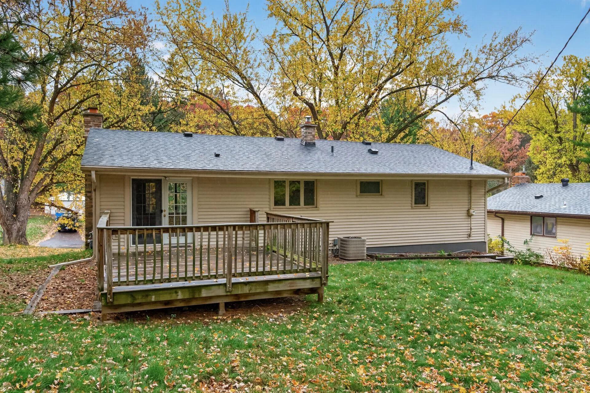 Photo 10 of 2187 Springside E Drive