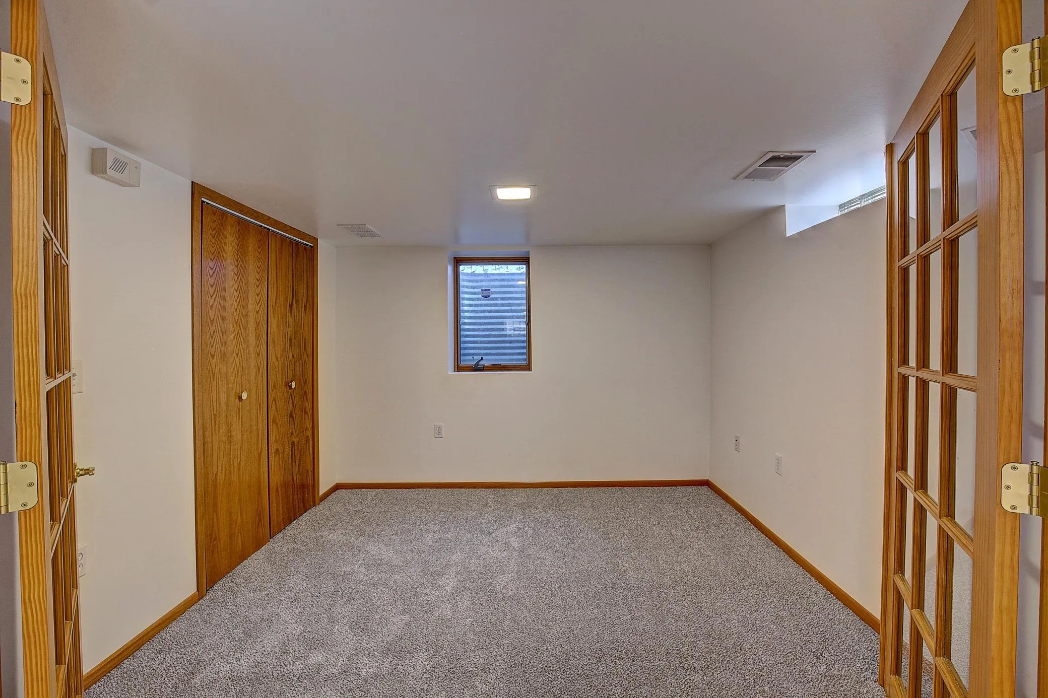 Photo 18 of 2564 Sherwood Road