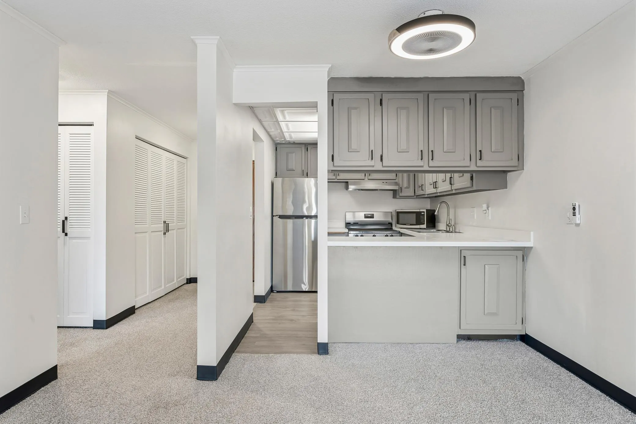 Photo 10 of 6400 York S Avenue Unit 505