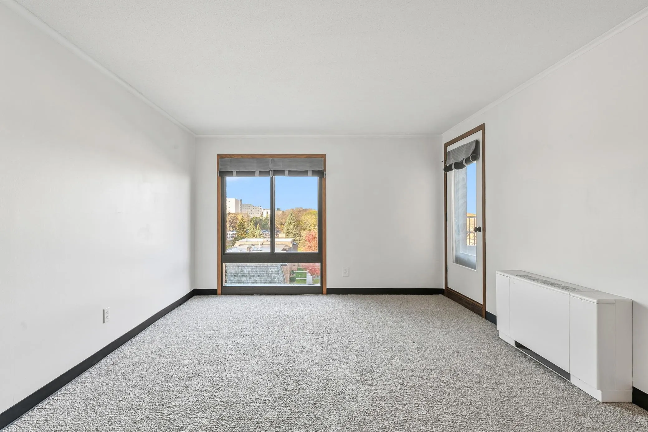 Photo 8 of 6400 York S Avenue Unit 505