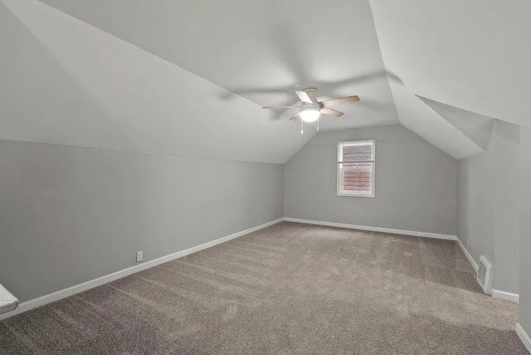Photo 17 of 2942 Zenith N Avenue