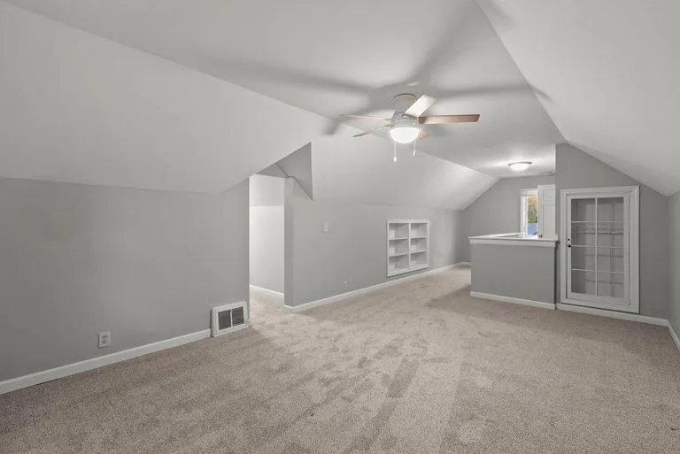 Photo 18 of 2942 Zenith N Avenue