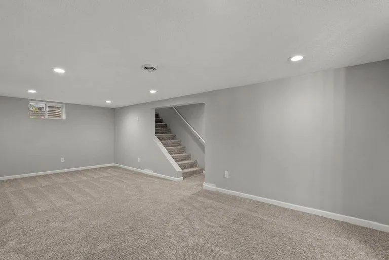 Photo 19 of 2942 Zenith N Avenue