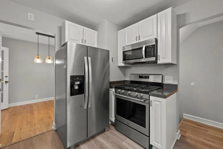 Photo 11 of 2942 Zenith N Avenue