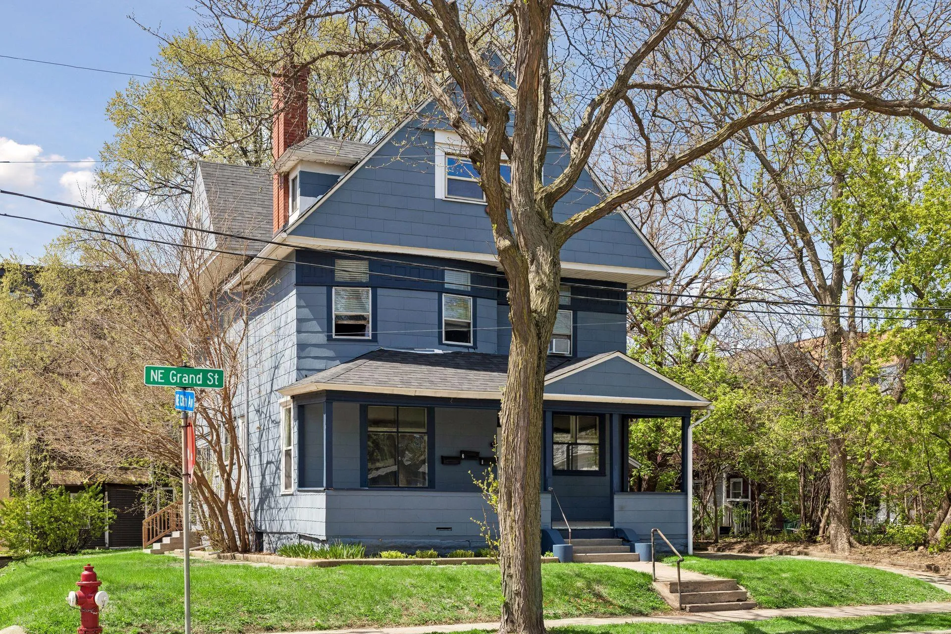 Photo 37 of 1300 Grand Ne Street