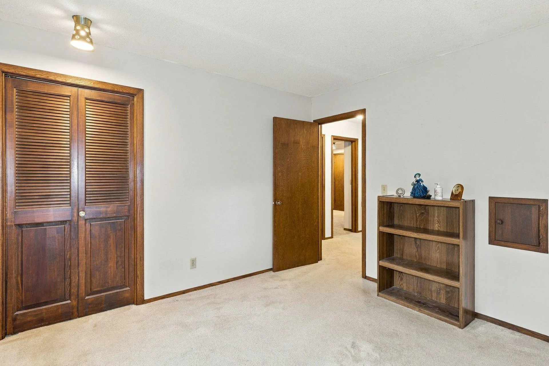Photo 42 of 18355 Ixonia Avenue