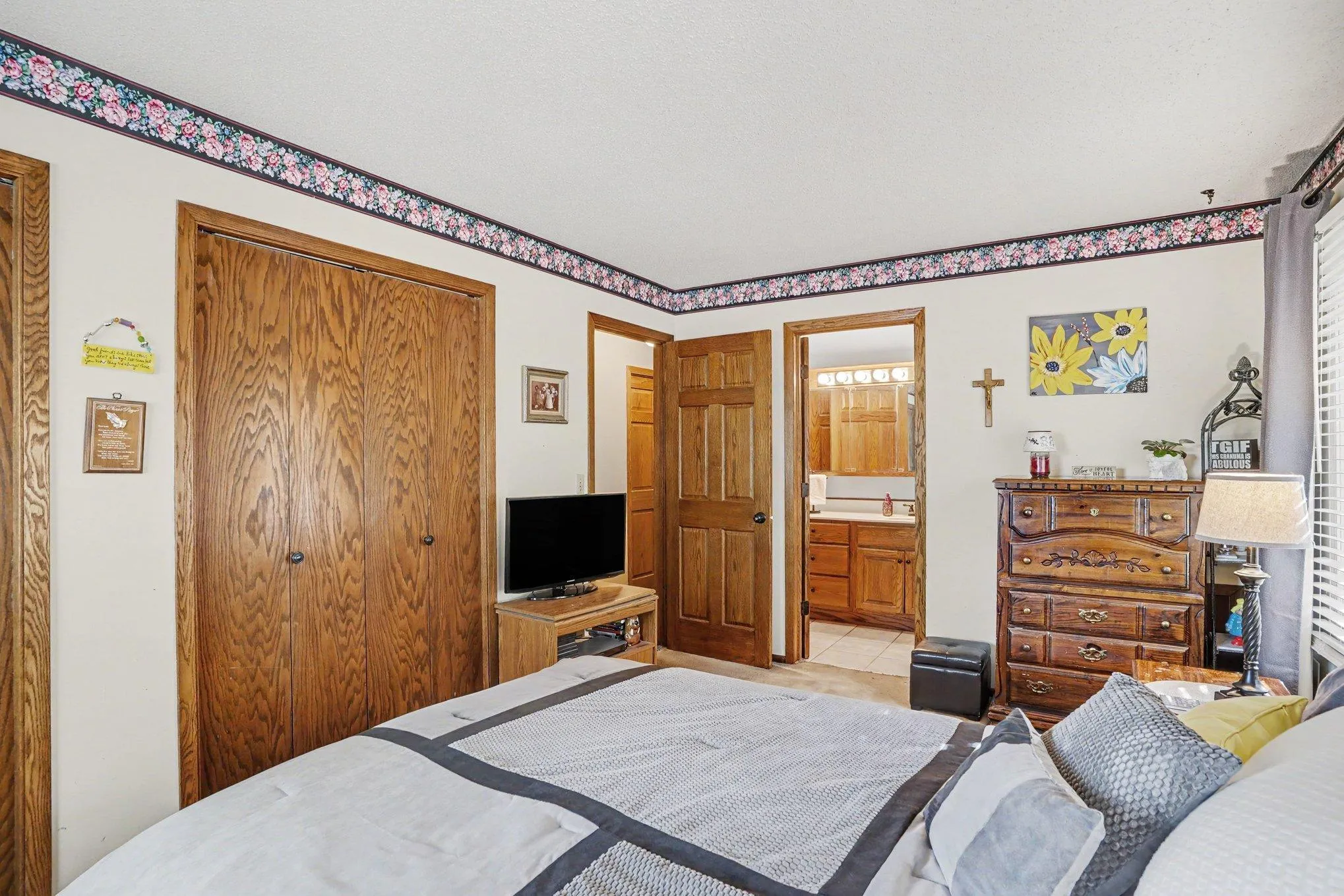 Photo 11 of 12405 Villaburne Drive