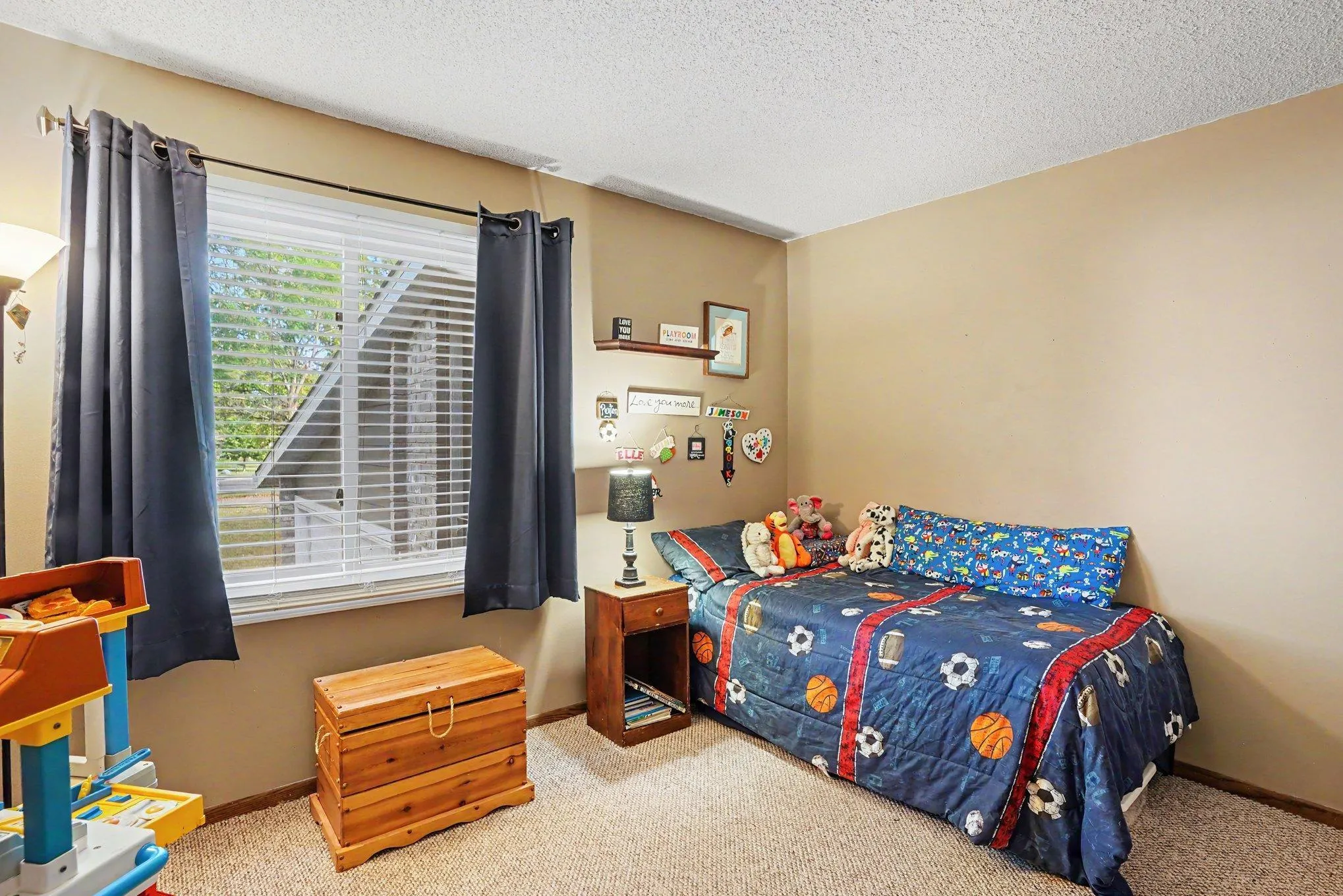Photo 12 of 12405 Villaburne Drive