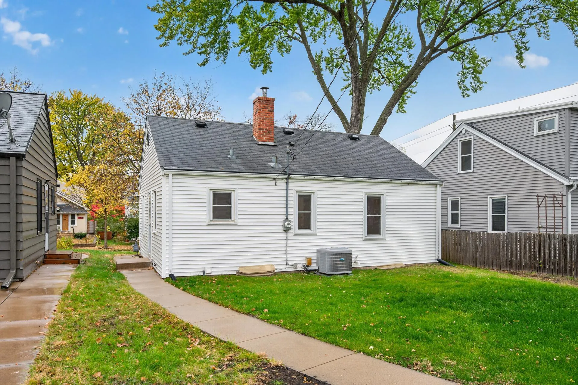 Photo 20 of 3255 Fillmore Ne Street