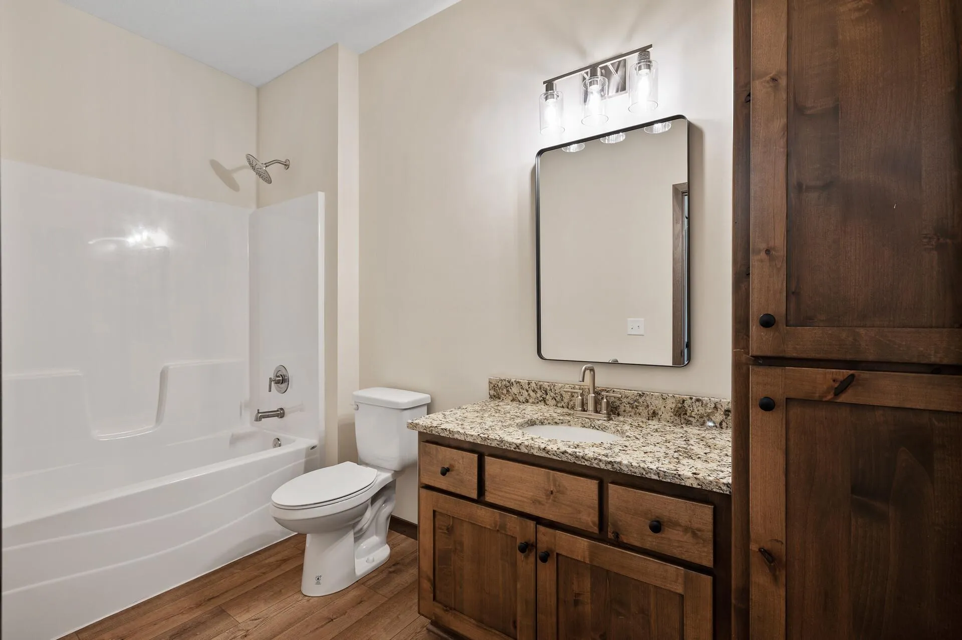 Photo 11 of 2890 Eastview Court