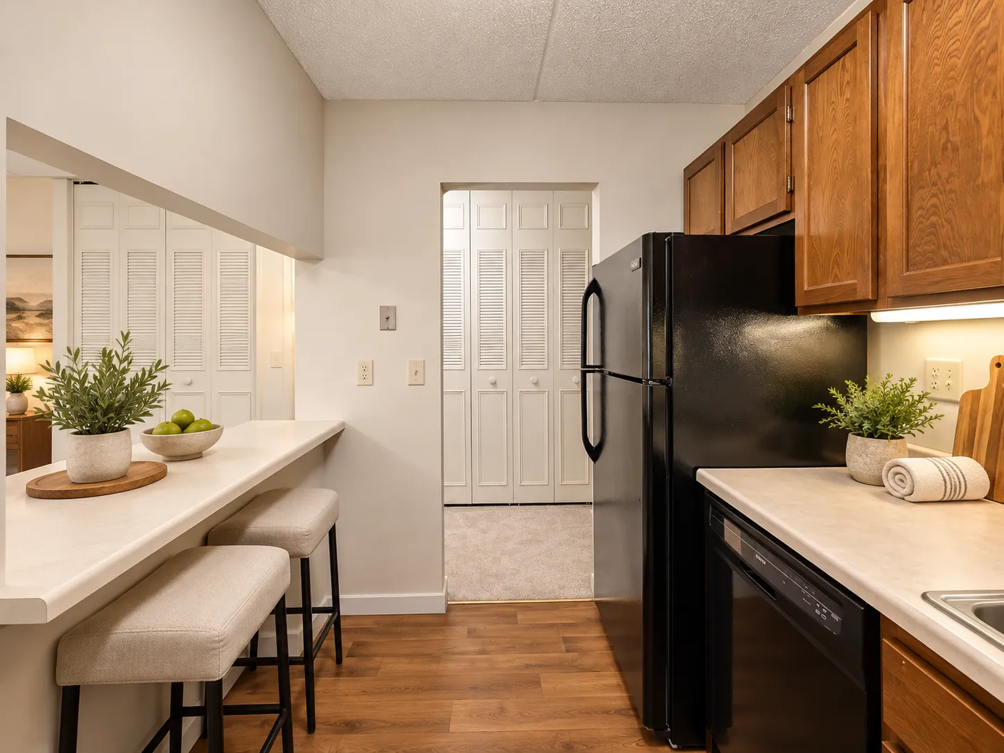 Photo 5 of 10411 Cedar Lake Road Unit 208