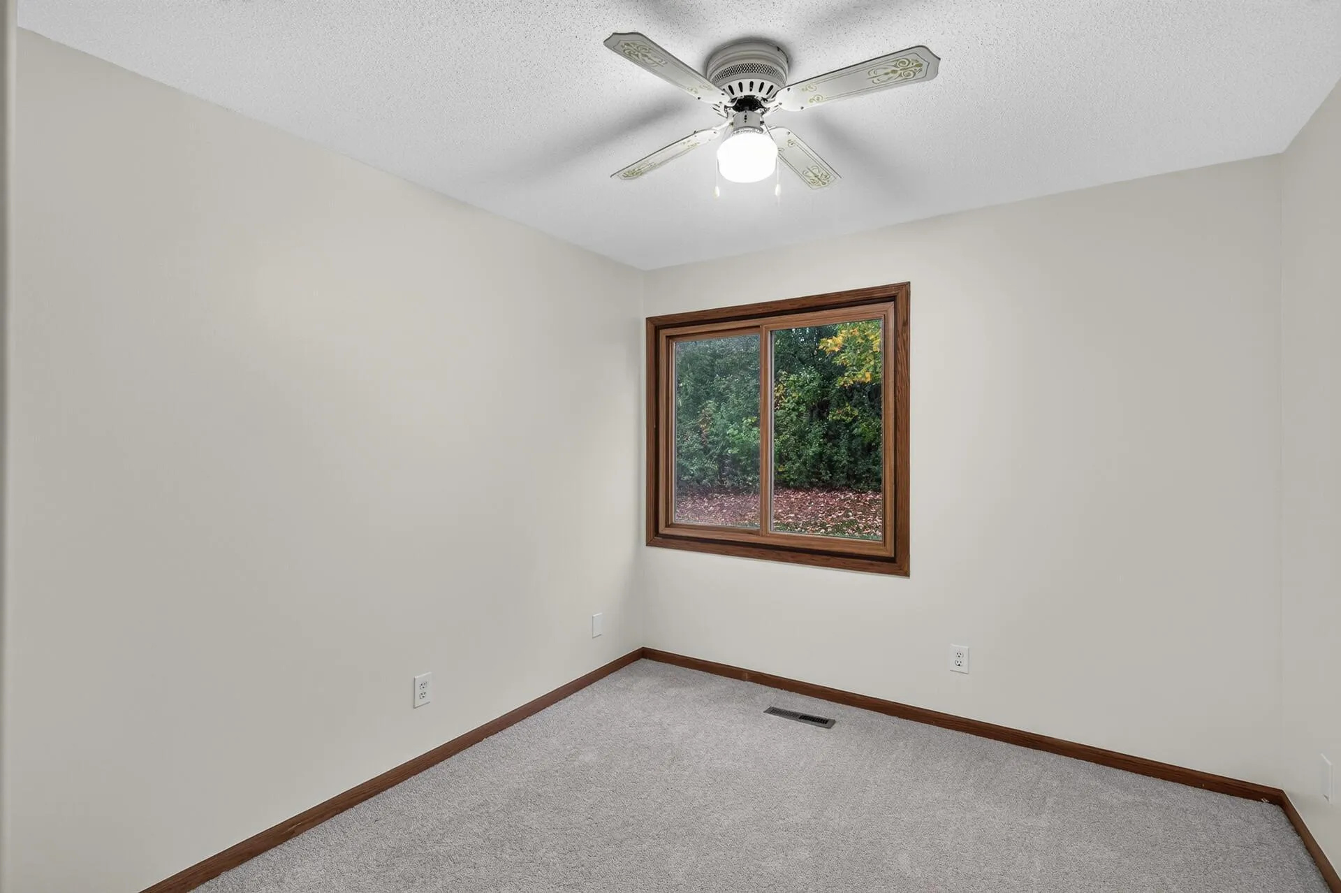Photo 15 of 1841 113th Nw Avenue Unit 105