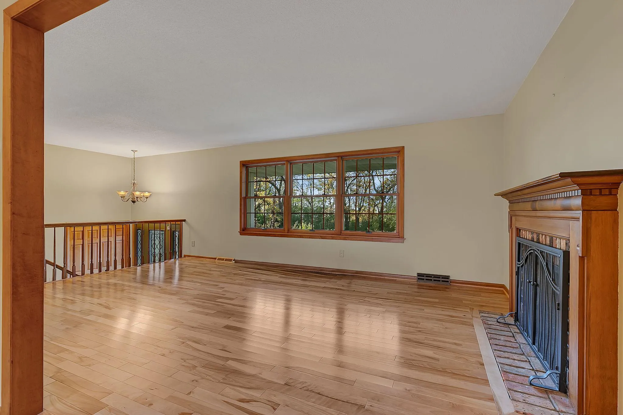 Photo 5 of 12650 Roberts Drive