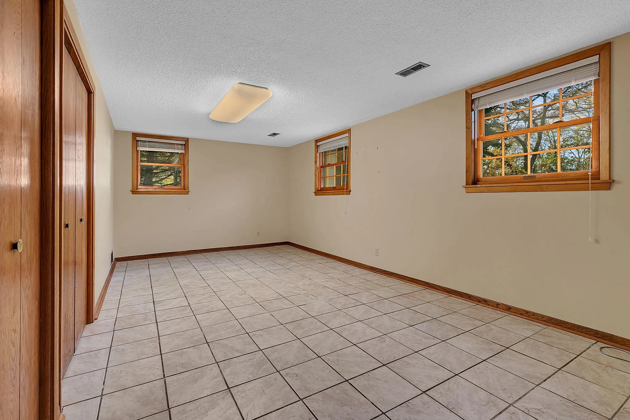 Photo 16 of 12650 Roberts Drive