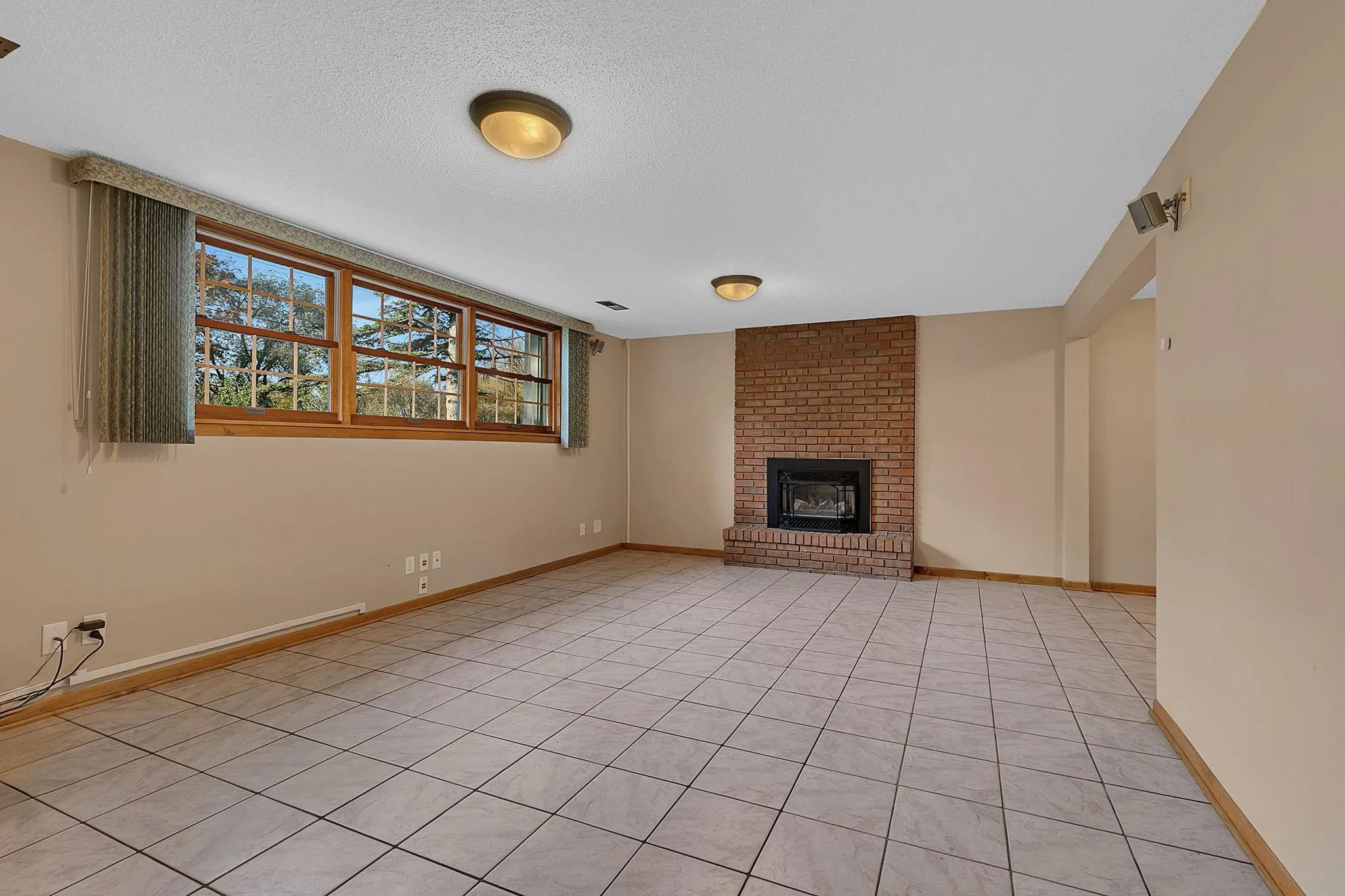 Photo 14 of 12650 Roberts Drive