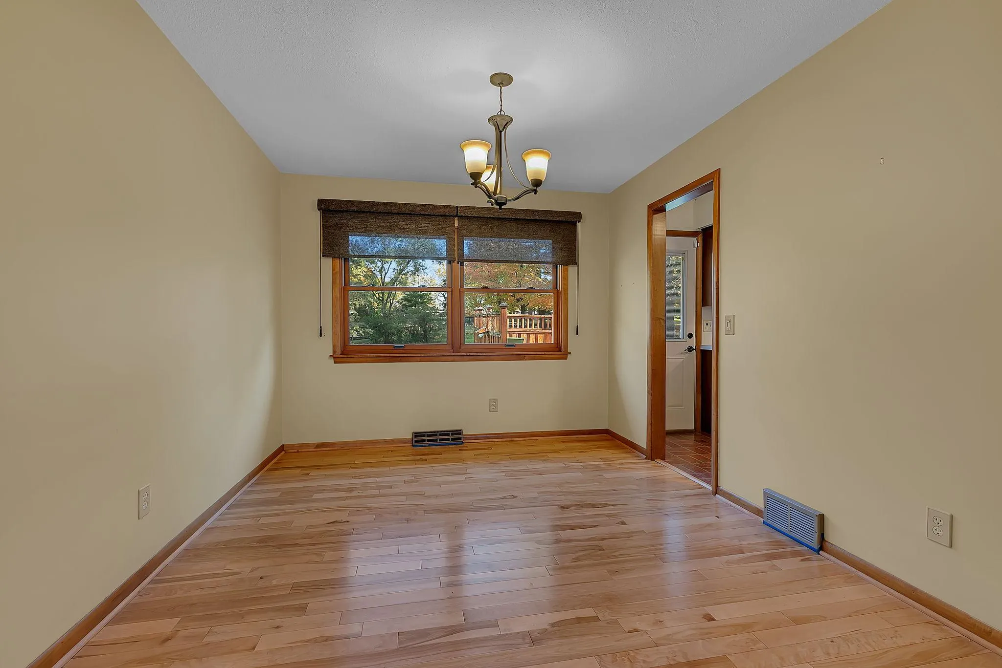 Photo 6 of 12650 Roberts Drive