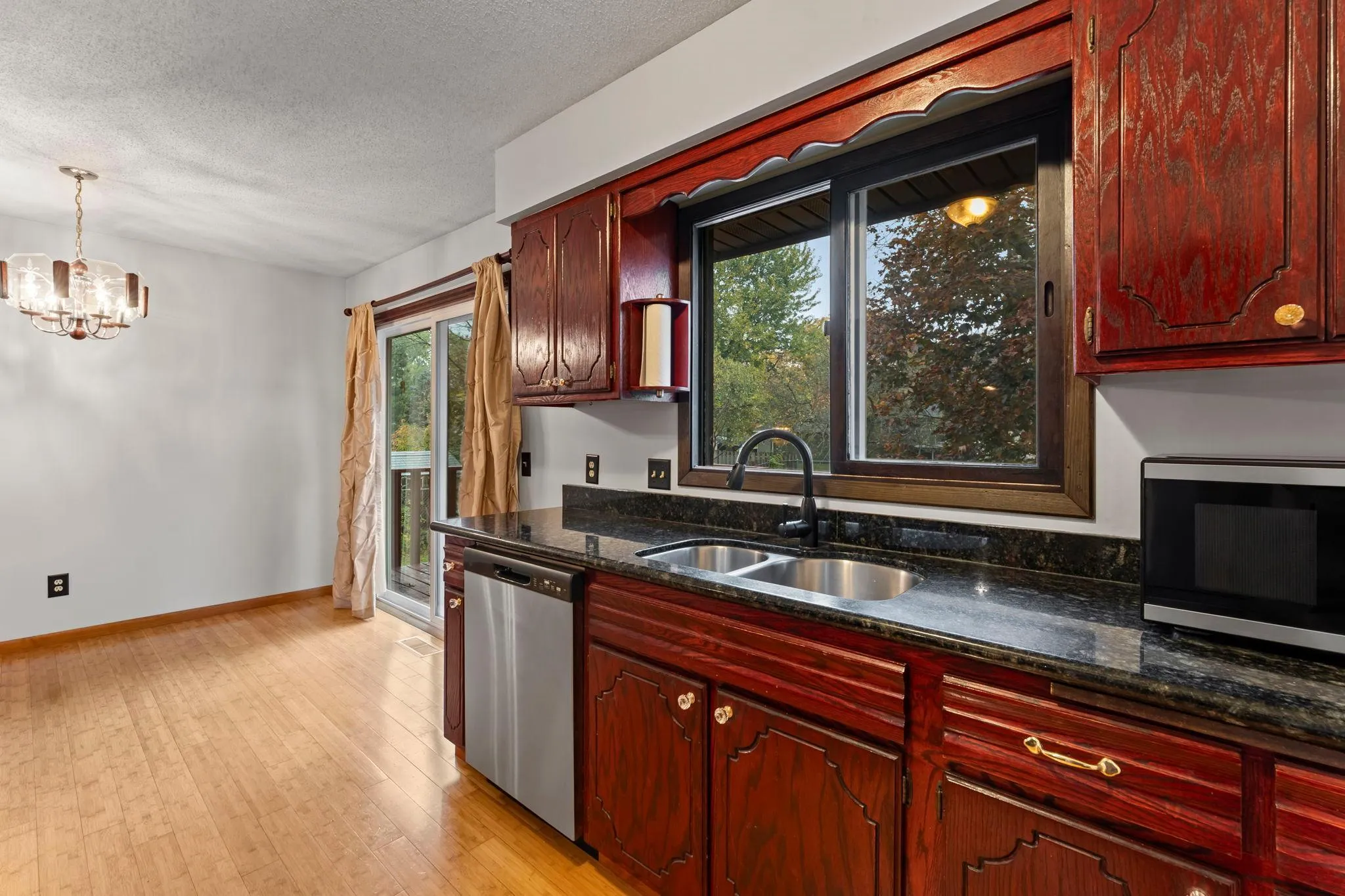 Photo 9 of 2616 Ridge Lane