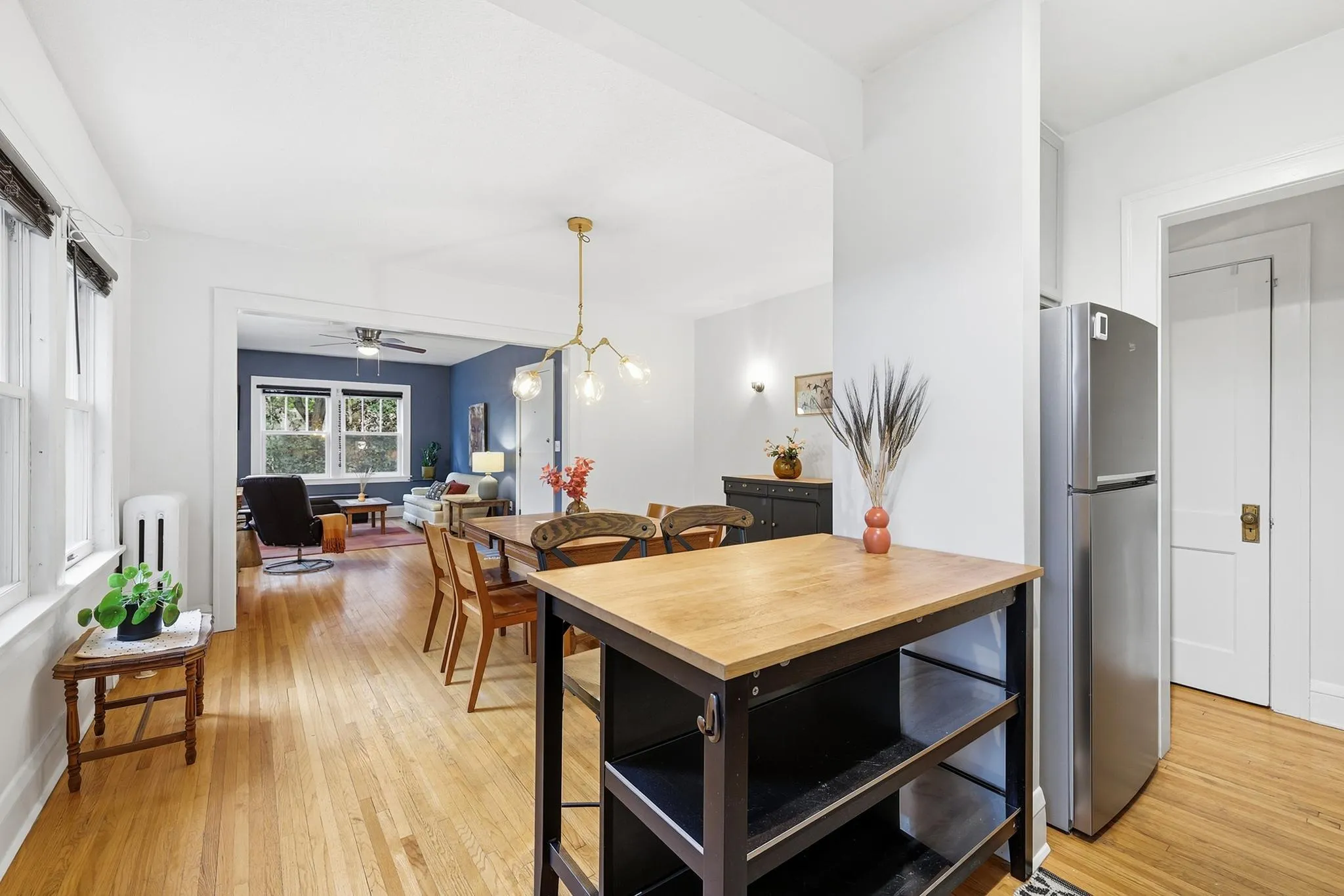 Photo 10 of 3609 Aldrich S Avenue Unit 4