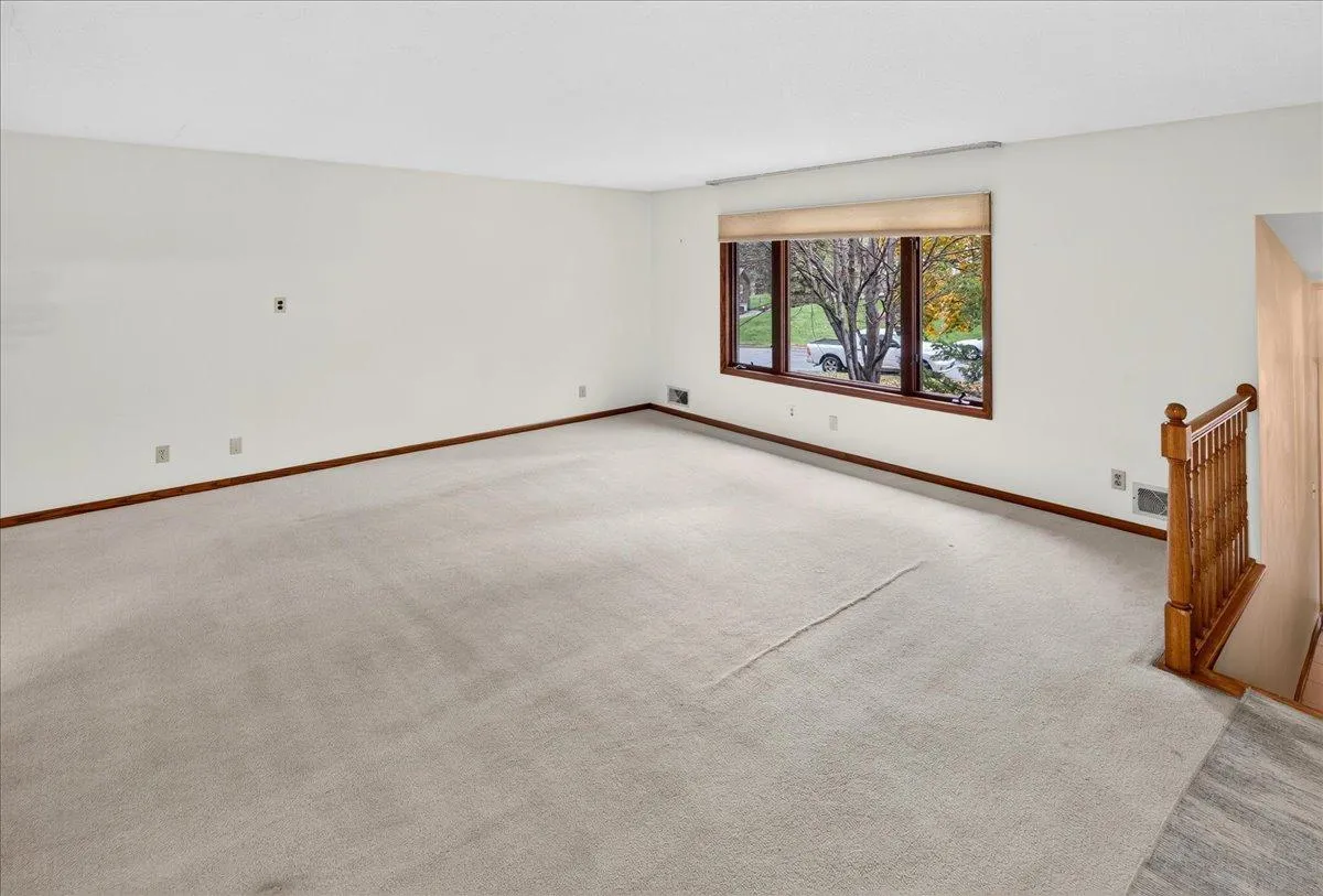 Photo 8 of 2305 E 115th Street