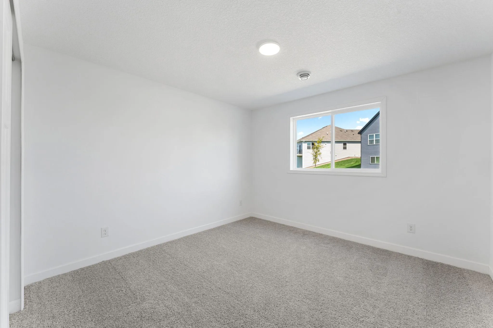 Photo 16 of 4343 132nd Ne Avenue