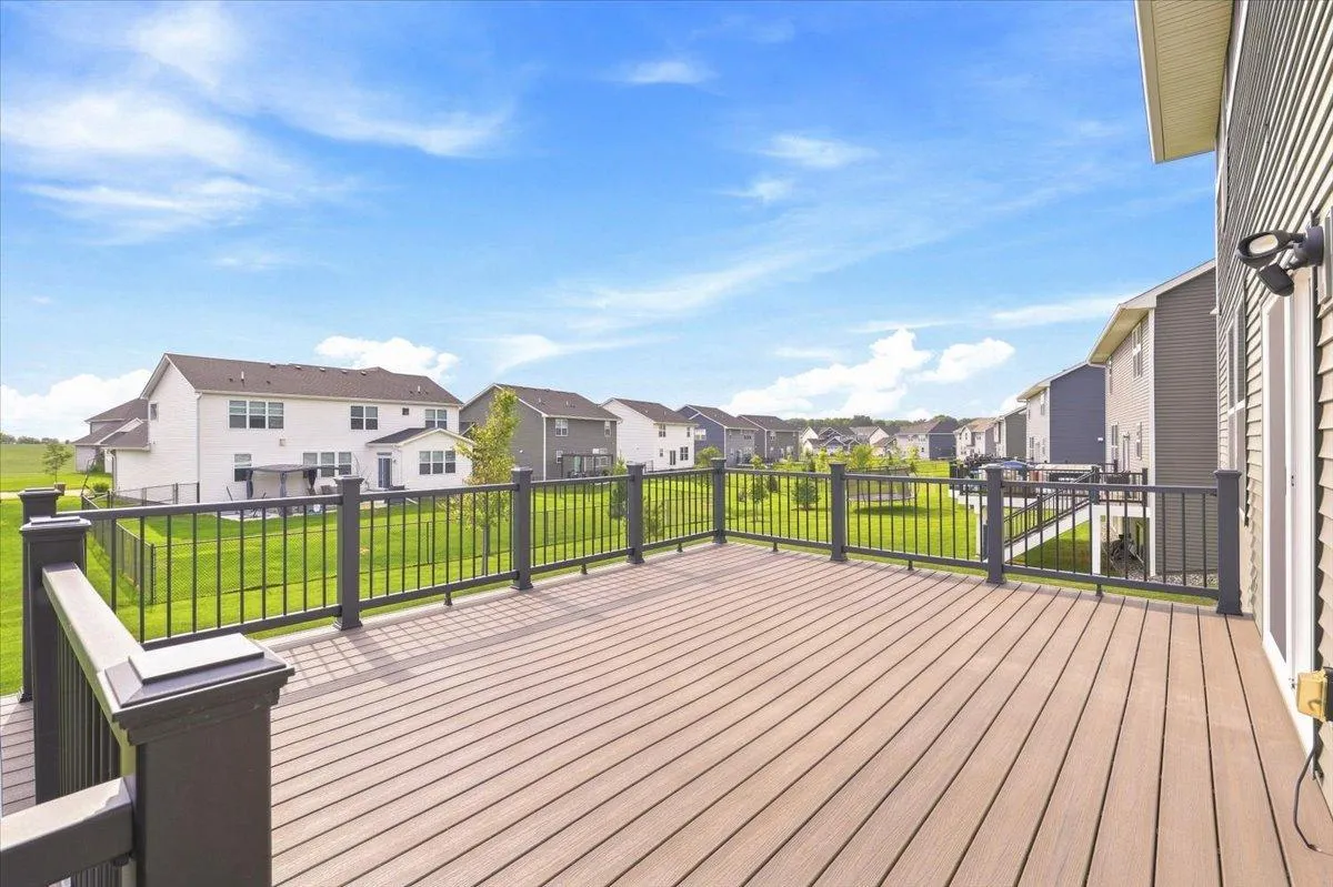 Photo 8 of 6023 Inskip S Avenue