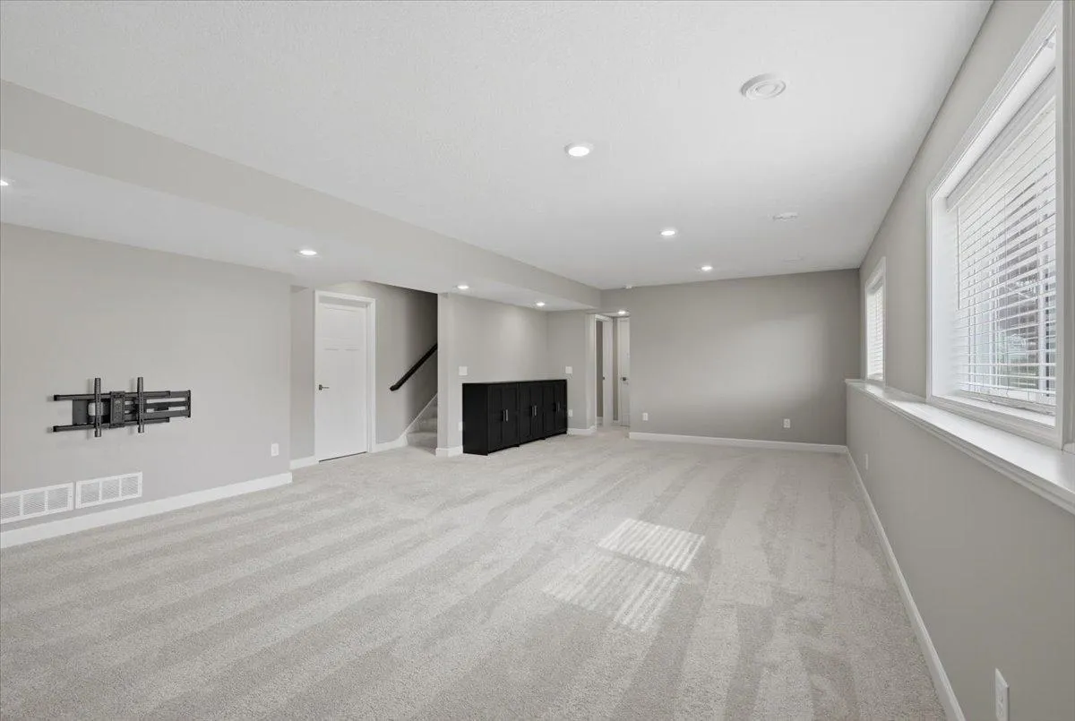Photo 31 of 6023 Inskip S Avenue